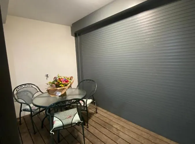 Super Avec Piscine Apartmán *
